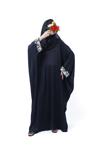 Zareen Noir
