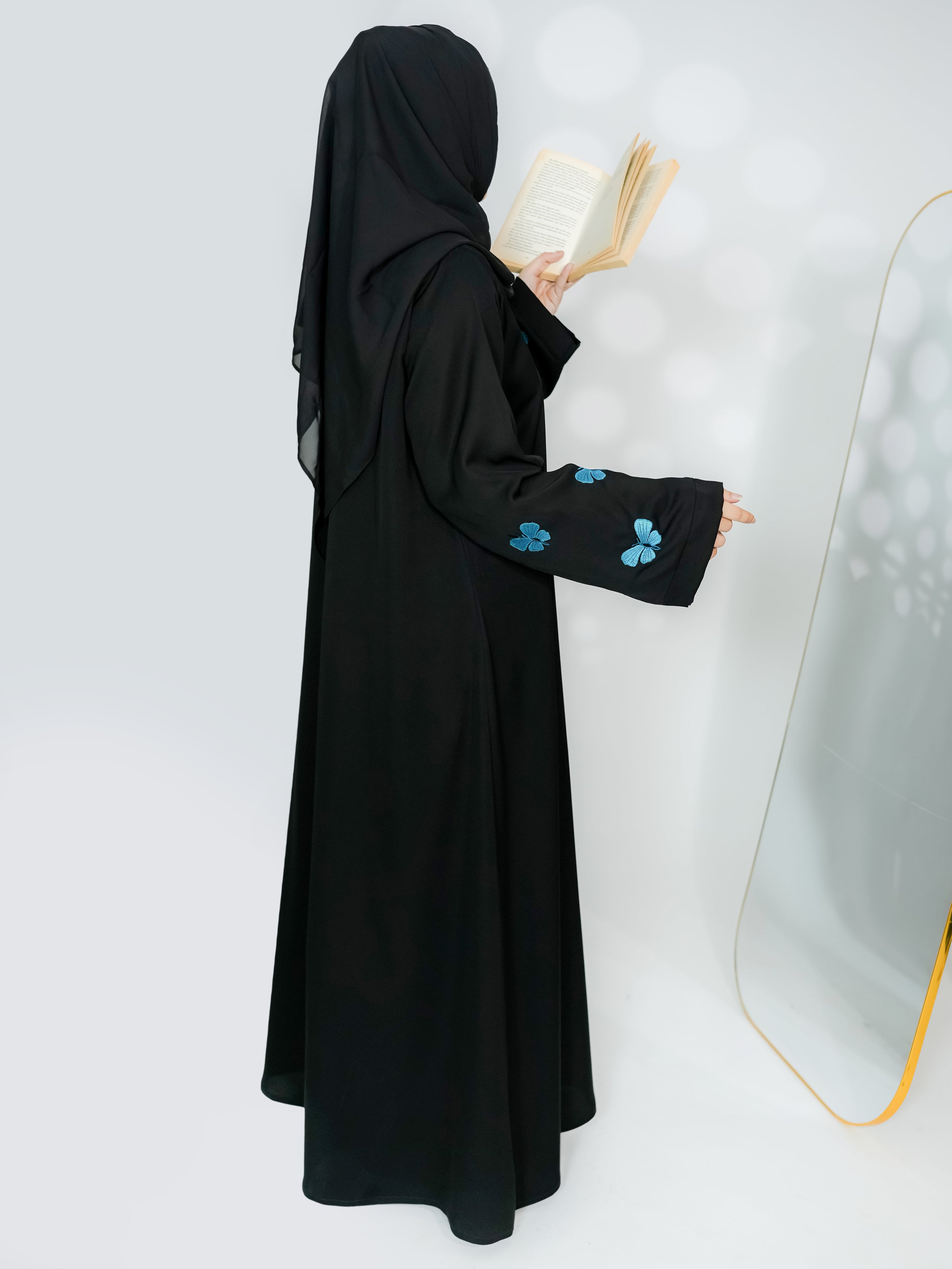 Nura Bleu