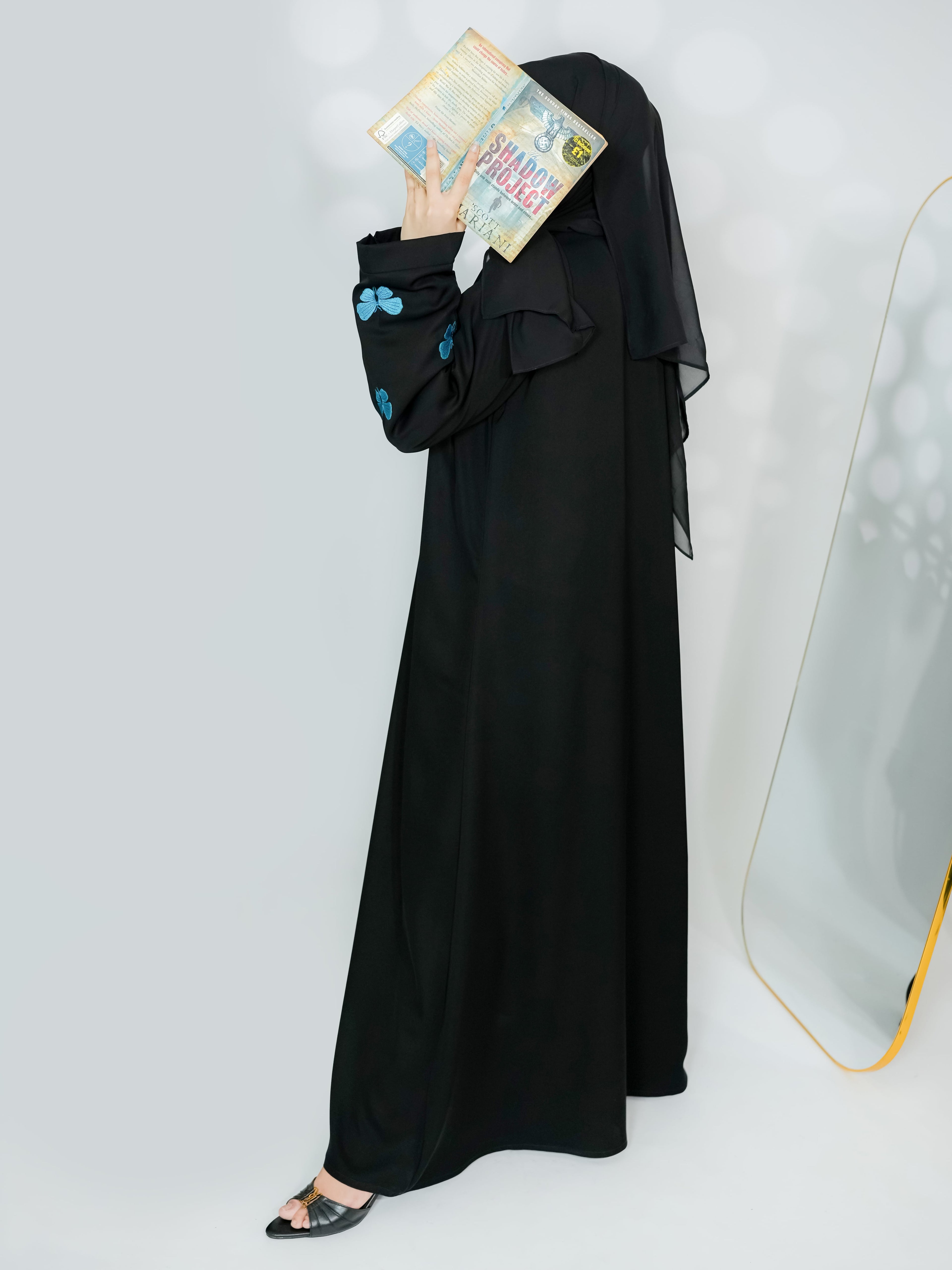 Nura Bleu