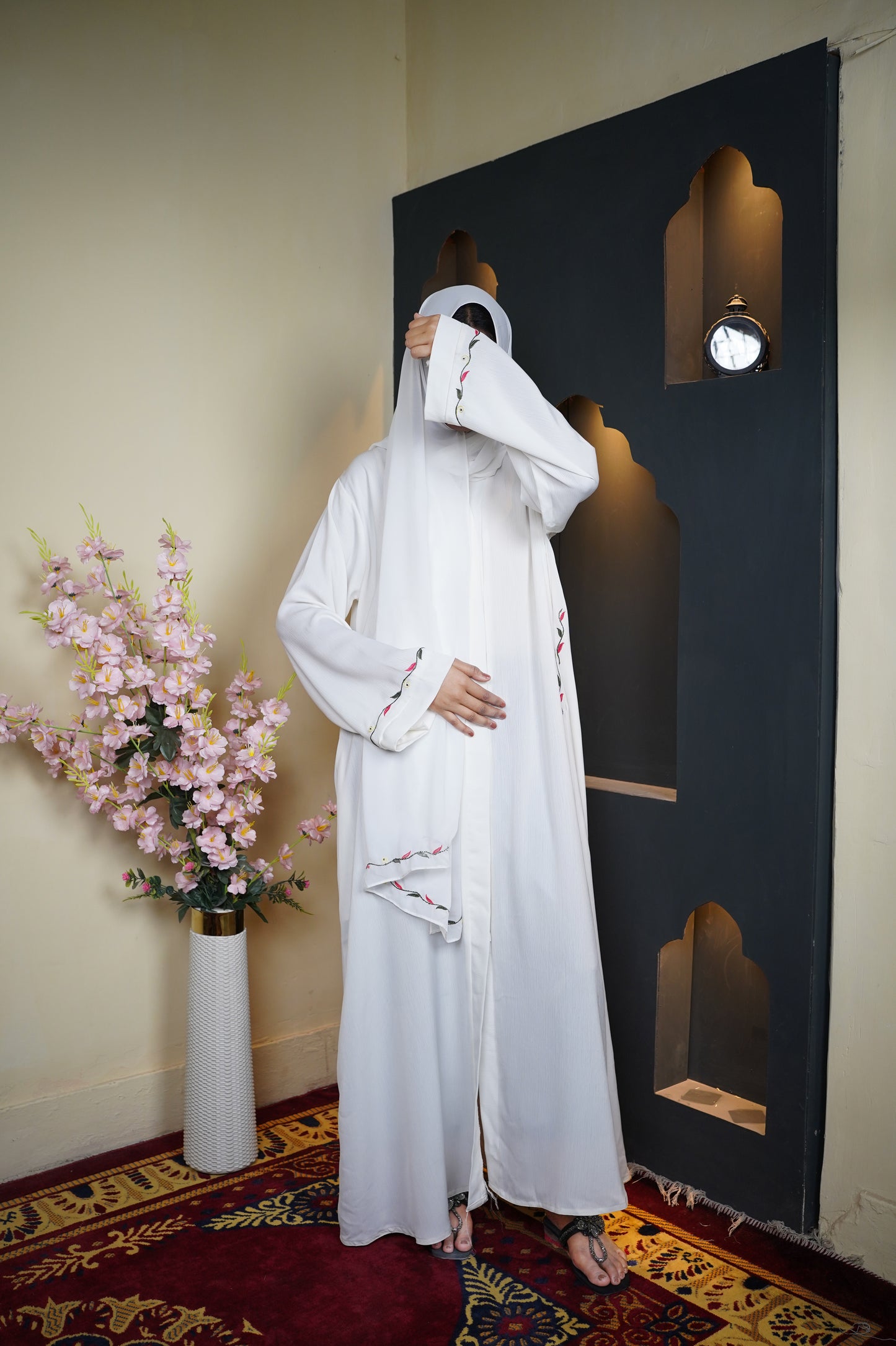 Veloura White